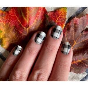 Color Street Swiss & Tell, Plaid About You Overlay
